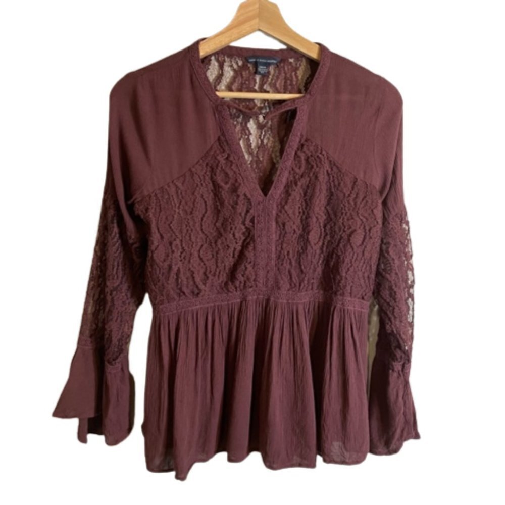 American Eagle Boho Lace Top Size Medium